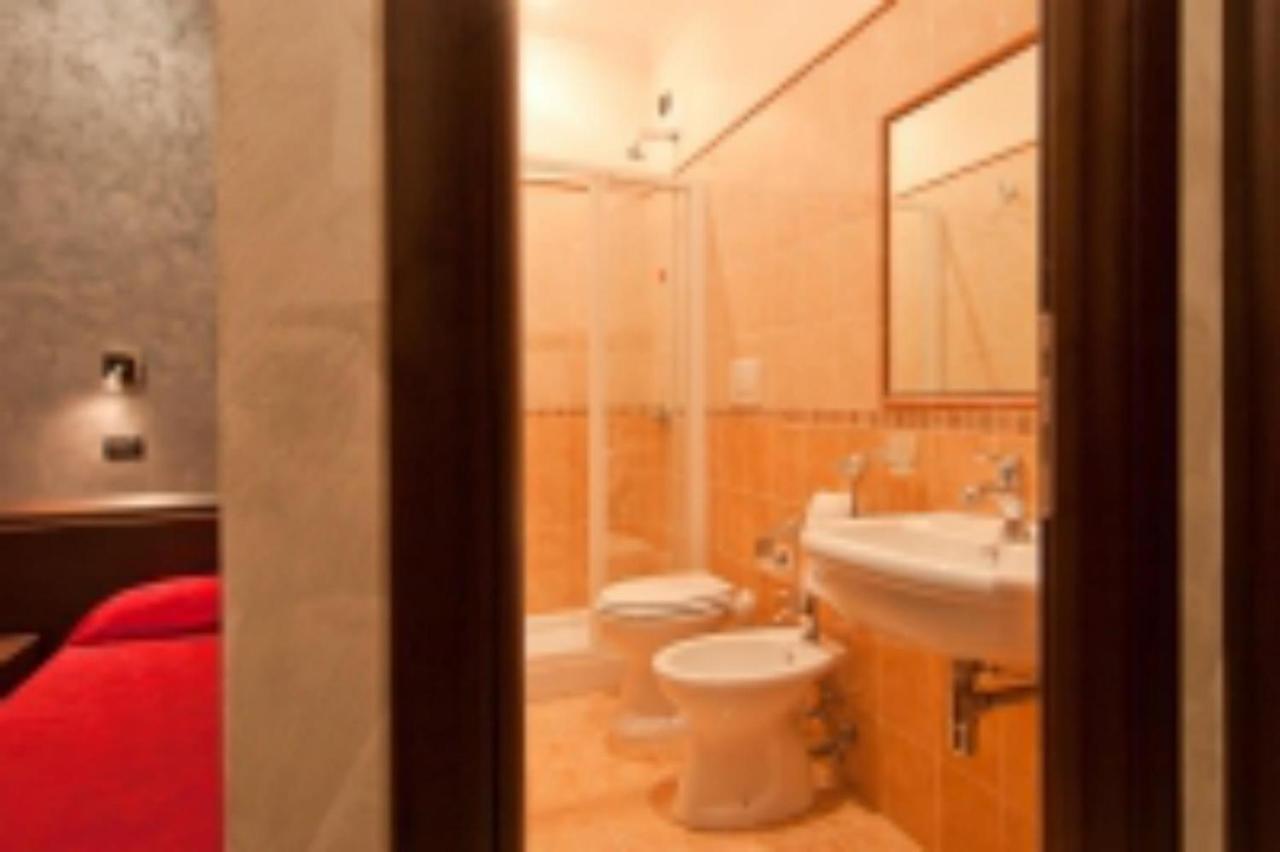 Casa de hóspedes New 2*